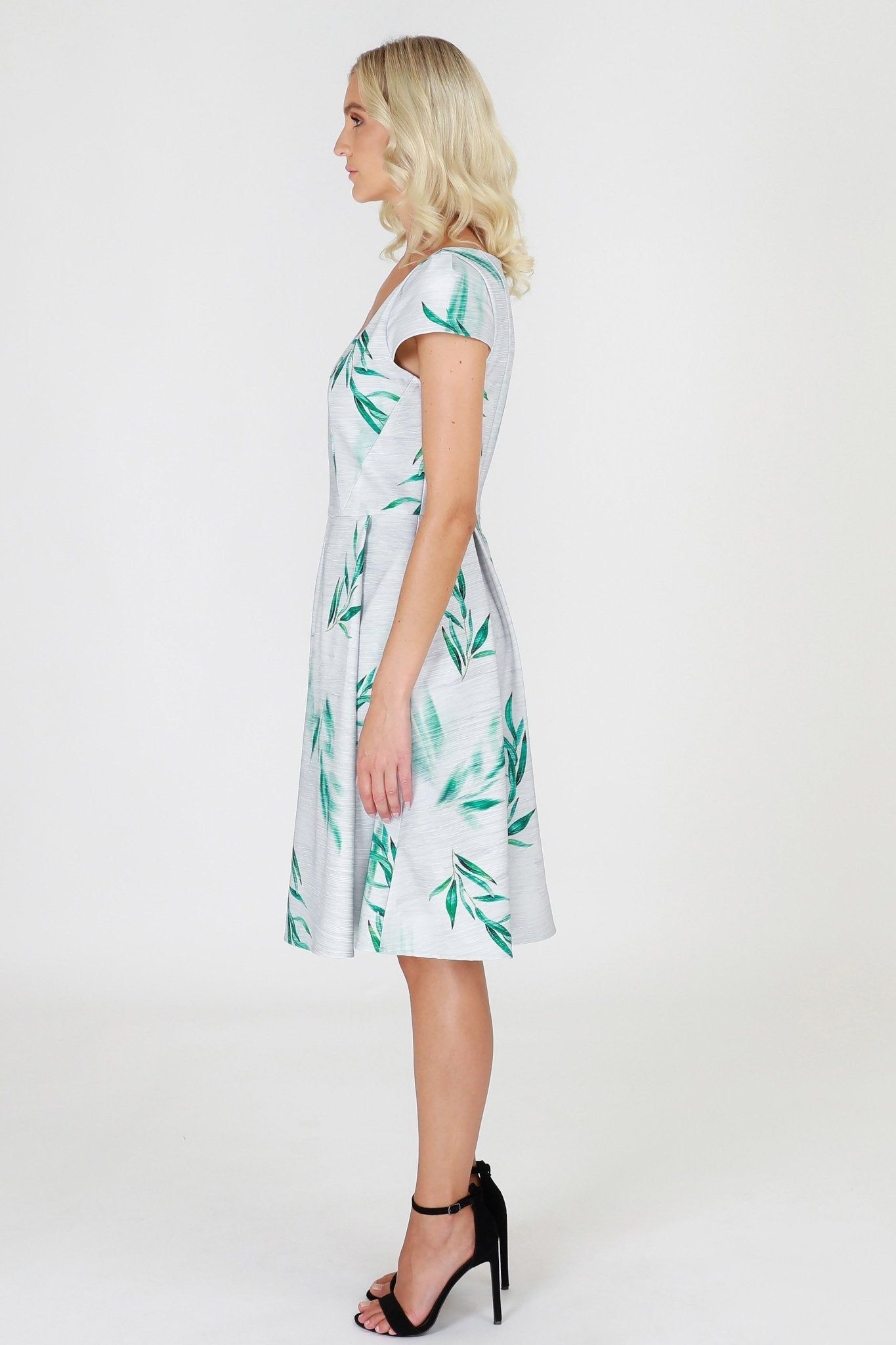 3RD Love August’s Breeze Print Dress in Soft Grey - Hey Sara