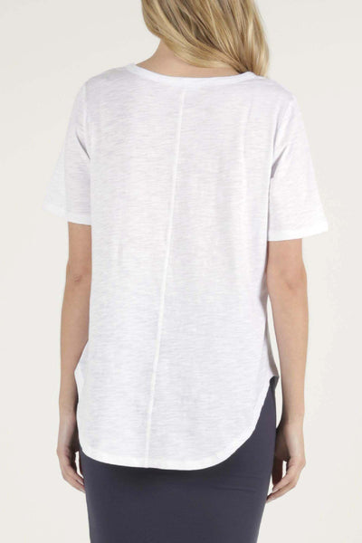 Betty Basics Ariana Tee in White - Bella Print - Hey Sara