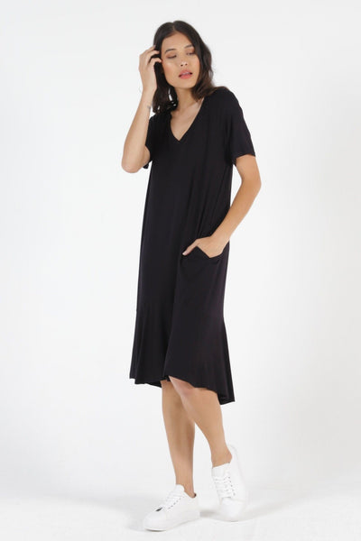 Betty Basics Camden Midi Dress in Black - Hey Sara