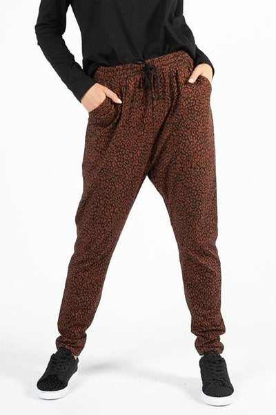 Betty Basics Jade Pant in Jungle Print - Hey Sara