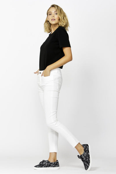 Betty Basics Linden Jean in White - Hey Sara