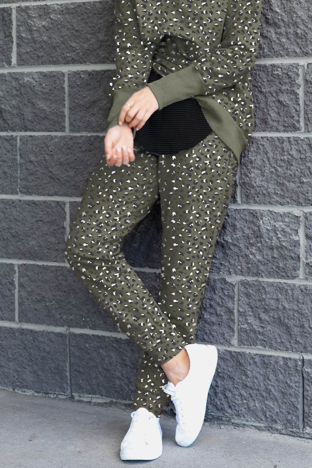 Betty Basics Lindsay Jogger in Puma Print - Hey Sara