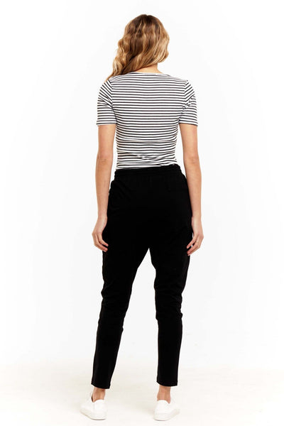 Betty Basics Lola Pant in Black - Hey Sara