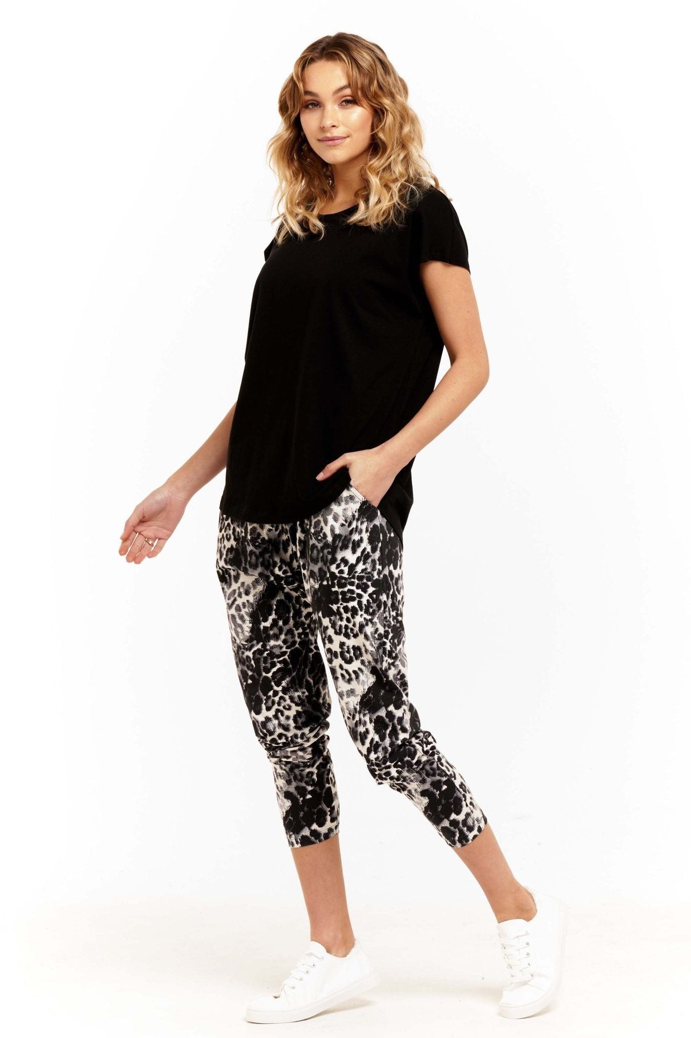 Betty Basics Lola Pant in Nala Print - Hey Sara