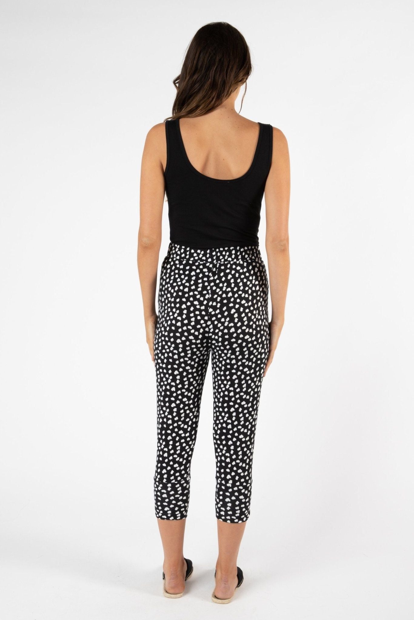 Betty Basics Lyon Pant in Heart Ocelot - Hey Sara