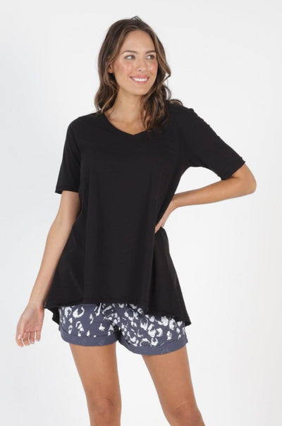 Betty Basics Noosa V-Neck Tee in Black - Hey Sara