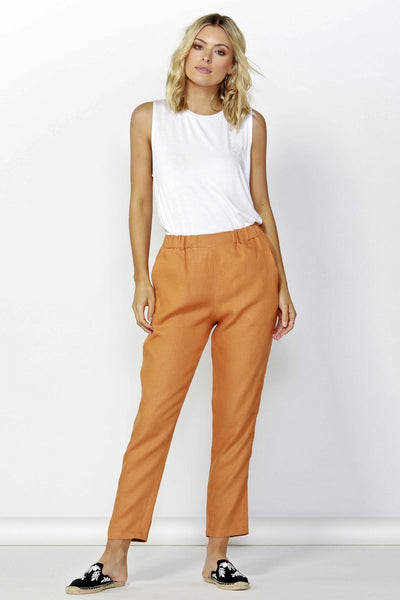 Betty Basics Rocco Linen Pant in Rust - Hey Sara