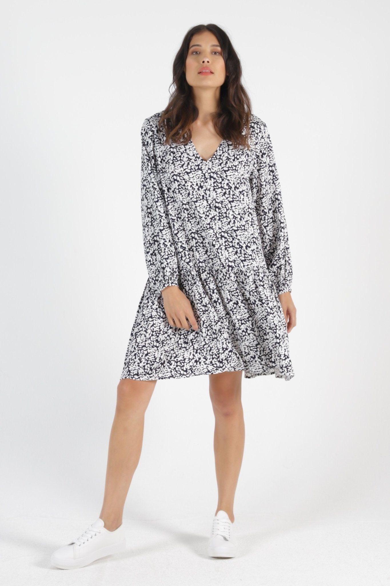 Betty Basics Rory Midi Dress in Ink Blot - Hey Sara