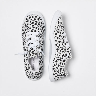 Betty Basics Sail Sneaker in White Black Spot - Hey Sara
