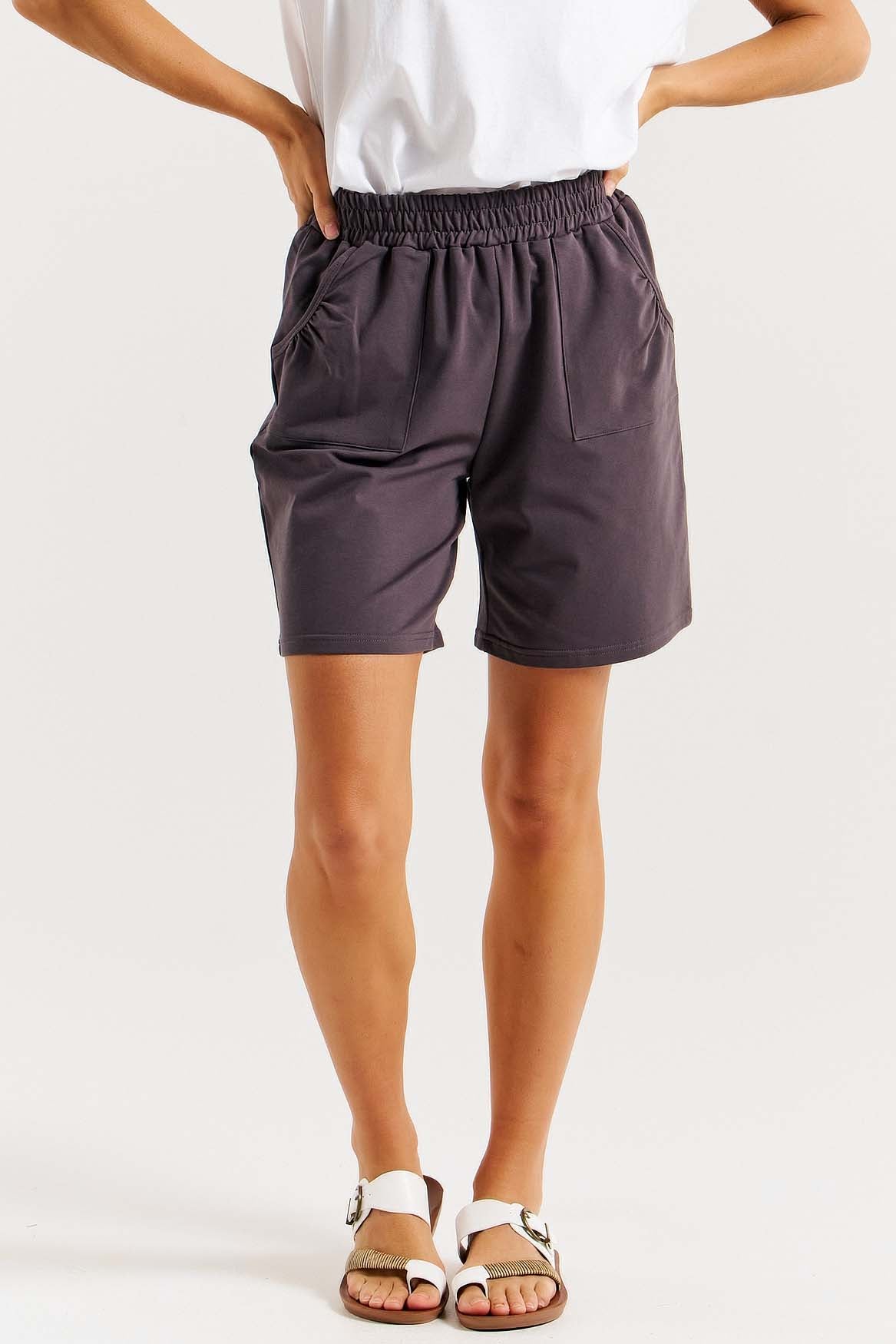 Betty Basics Harvard Short in Smoke Grey